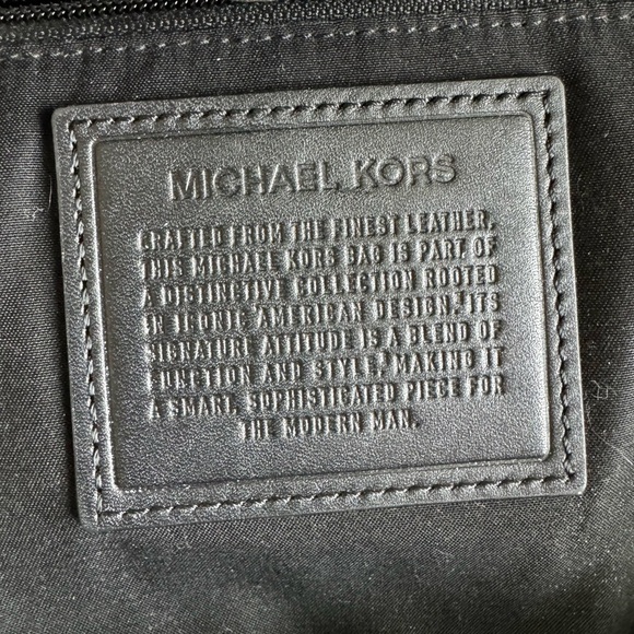 Michael Kor’s Men’s Collection Pebble Leather Backpack - Picture 4 of 4